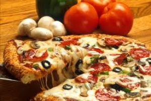 Vegetarian Pizza بيتزا خضرة